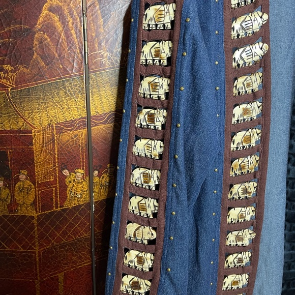 Elephants and Denim - Picture 3 of 4
